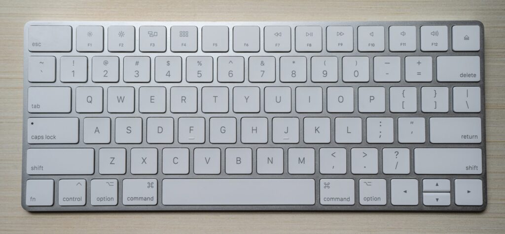 white keyboard | keyboarding